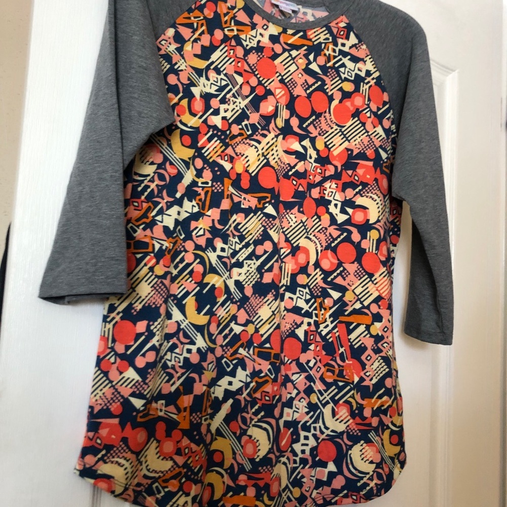 LuLaRoe Randy top